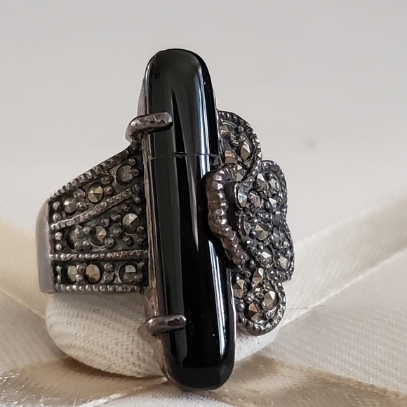 Vintage Rare Sterling Silver and Marcasite with Onyx Stone Ring Size 7 - Picture 5 of 8